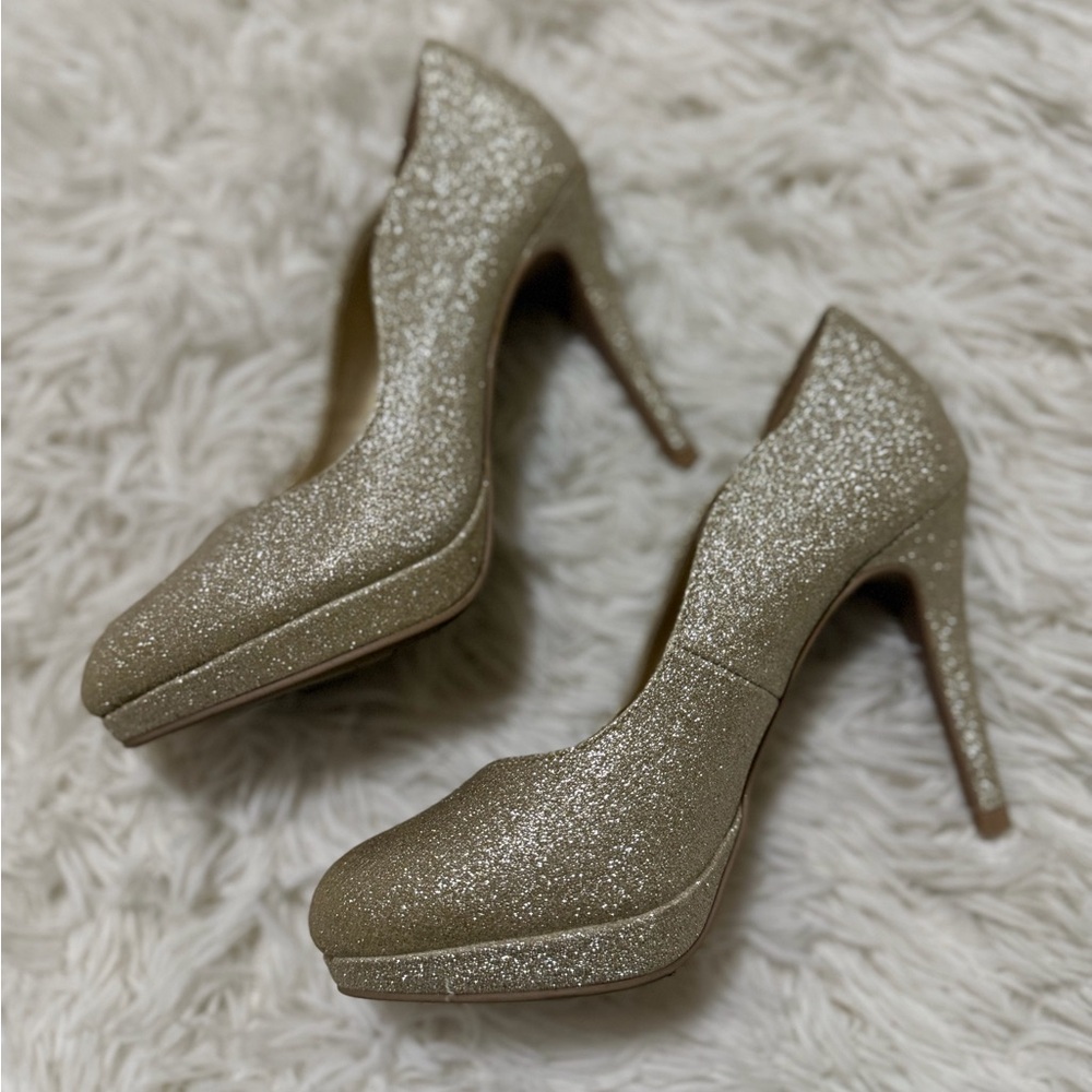 FIONI Clothing Gold Glitter Platform Stilettos